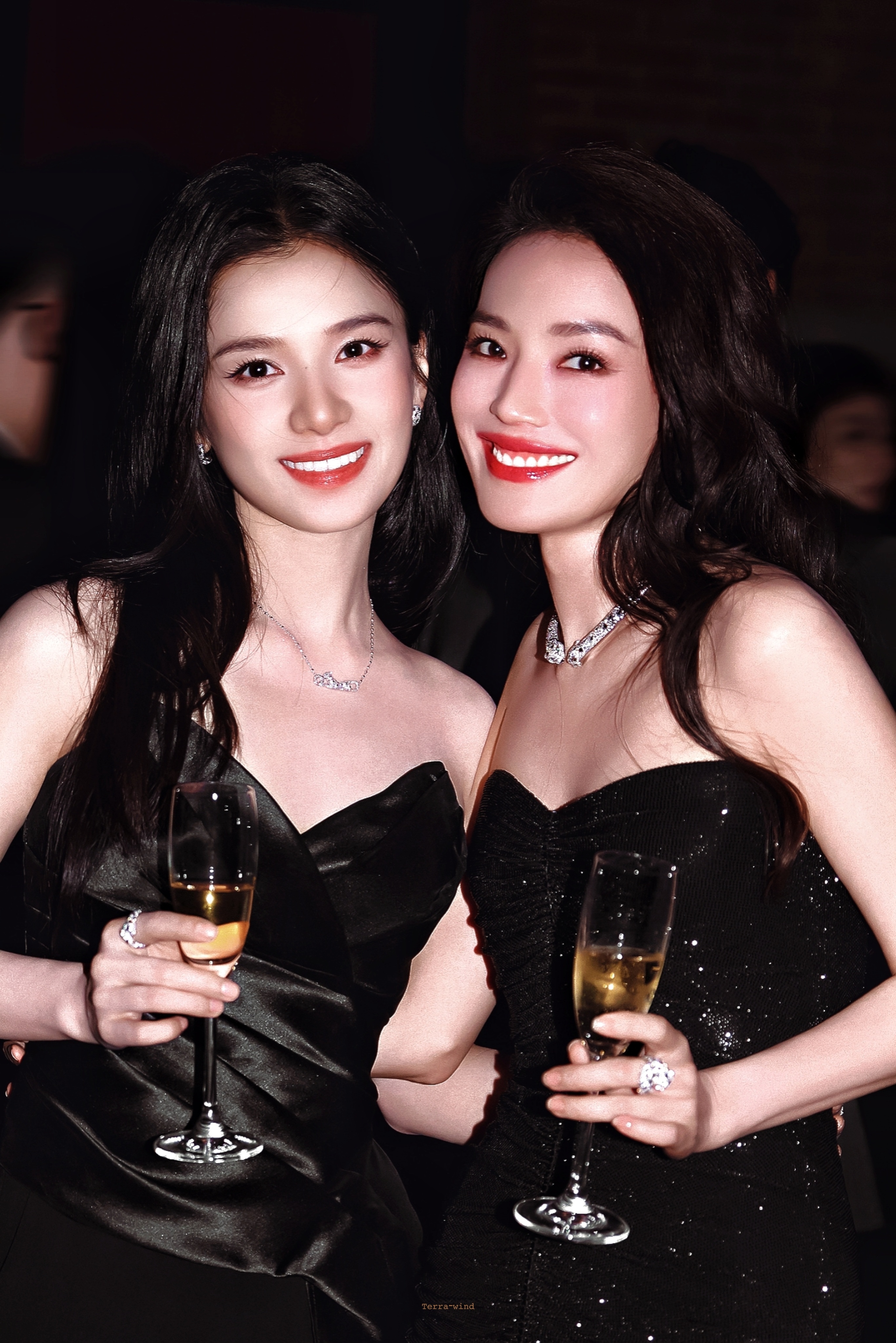 🥂 ​​​