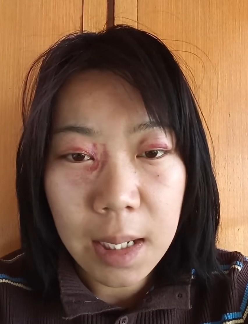 12月28日，内蒙古。一名女子发视频哭诉称:因奉行不婚主义且工作不好被亲生父亲找