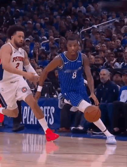 慢镜头：卡因扣翻杜伦！太炸裂了！

杜伦：身高2米08，体重113公斤
卡因：身