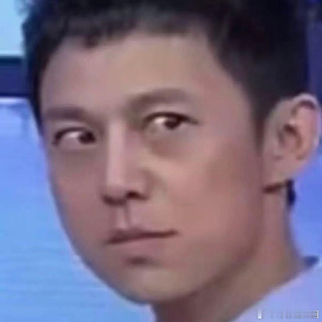 谁在欺负五旬老人何炅怎么每个节目都有人要害何炅亲爱的客栈心疼又好笑，何老师在亲爱