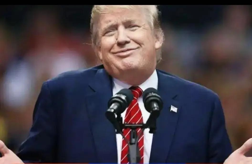 就在刚刚
美国总统突然宣布了

        美国总统特朗普宣布：从10月1日