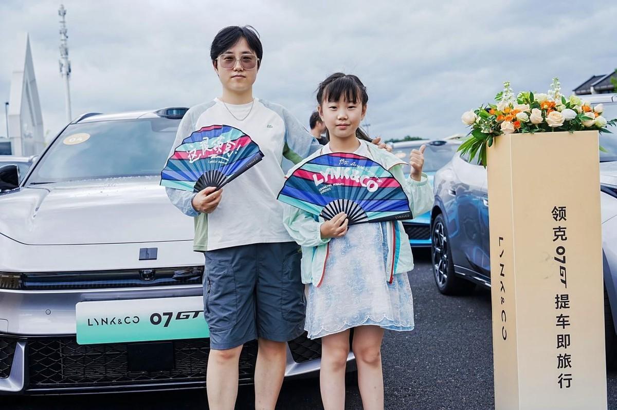 交付赋能产品，领克07GT构建差异化竞争壁垒
在产品同质化严重的汽车市场，硬件配
