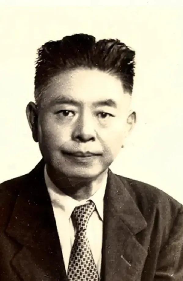 1968年，北大宿舍，一位77岁的老人上吊自尽，他不是普通人，是跟叶企孙齐名的物