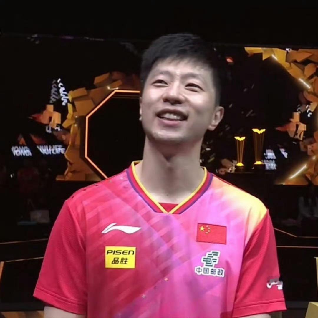 龙队，我们真的有些舍不得你[收到]#马龙说可以微笑着离开赛场# ​​​