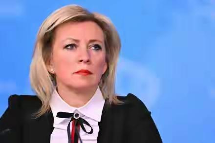 针对乌克兰无人机袭击普京官邸一事，扎哈罗娃发出警告，俄方不会以外交手段回应此事。