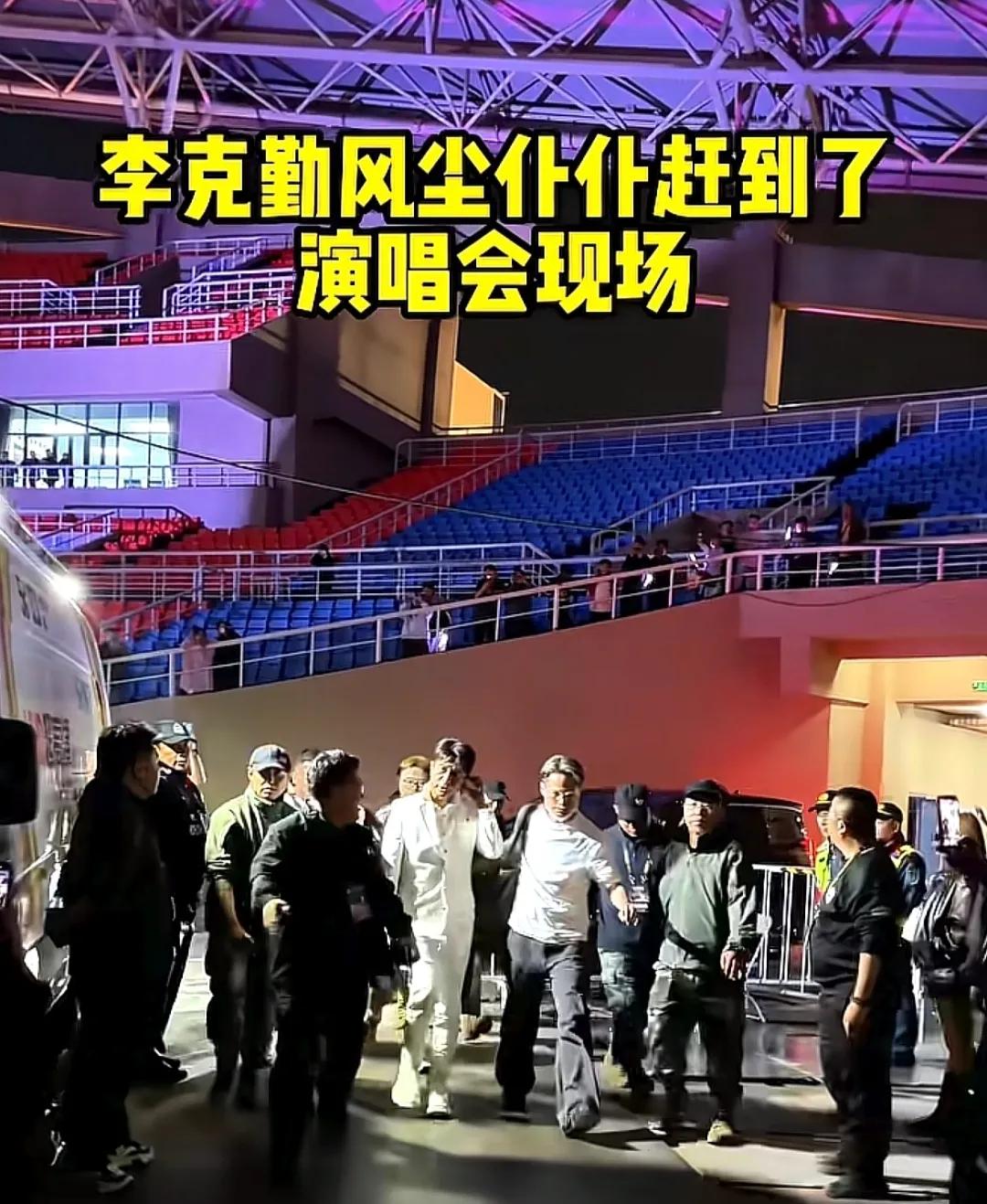 互相成就！

这个小伙子算是吃到新能源的红利了[捂脸]

这个救场唱了2小时的候