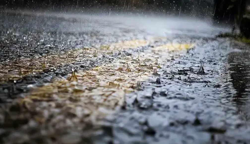 北京暴雨北京暴雨哗啦啦，长安太阳晒哈哈！[笑cry][笑cry][笑cry] ​