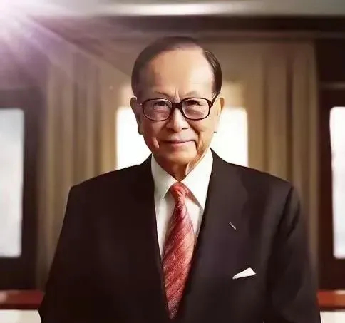 五问李嘉诚有没有考虑国家利益李黄瓜的资产，我瞬间理解了什么叫“贫穷限制想象力”。