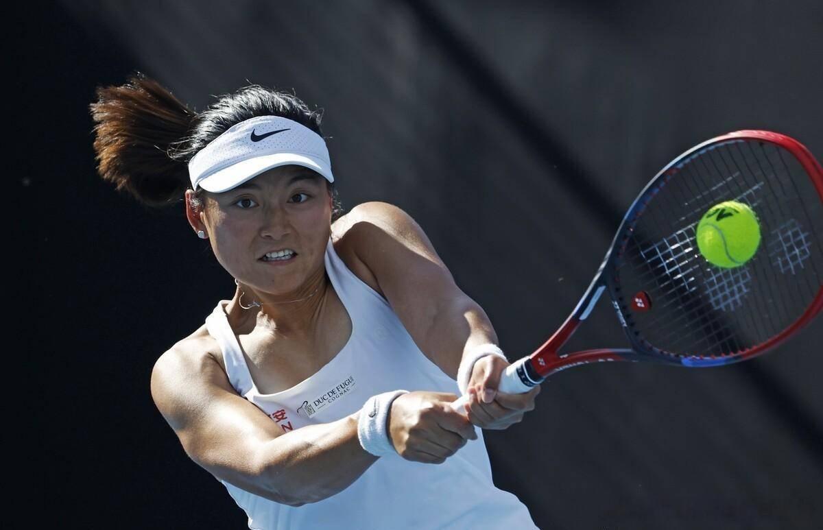 🔵WTA1000蒙特利尔女单正赛首轮Q🇨🇳王雅繁7-6(6)/4-6/4-
