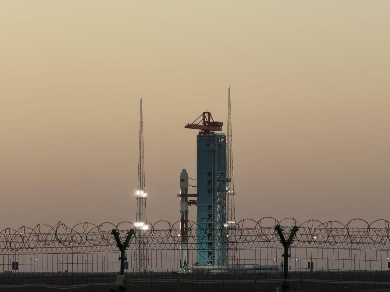 那就发射前再说

亲眼见证火箭升空 商业航天 抖音前沿科技首发计划 科技下一站 