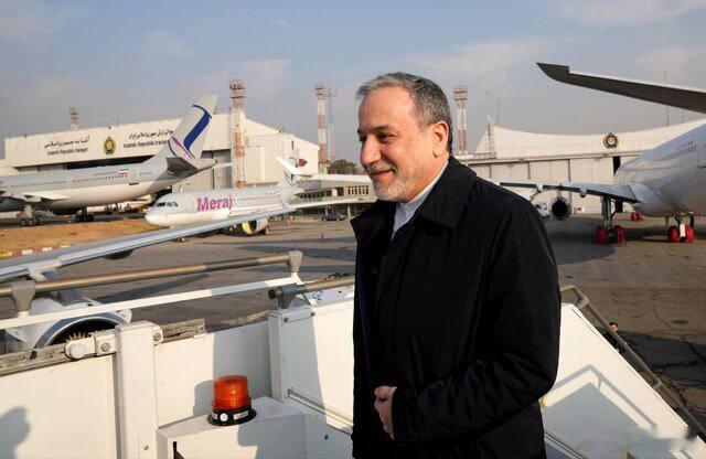 伊朗 伊朗外交部长今晚将前往日内瓦，他将于今晚率领一个政治代表团参加周四举行的伊