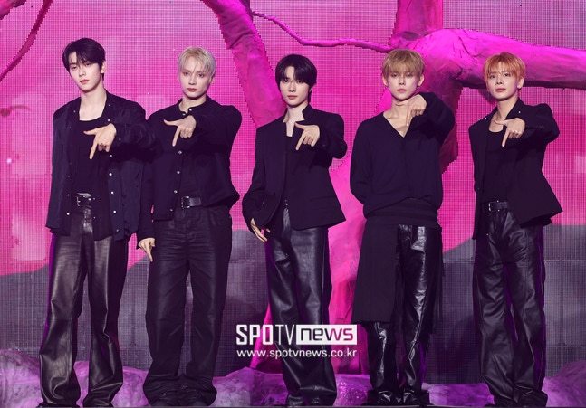 TXT首日初动136万张…新歌发行第一天就突破百万销量   据14日专辑销量统计