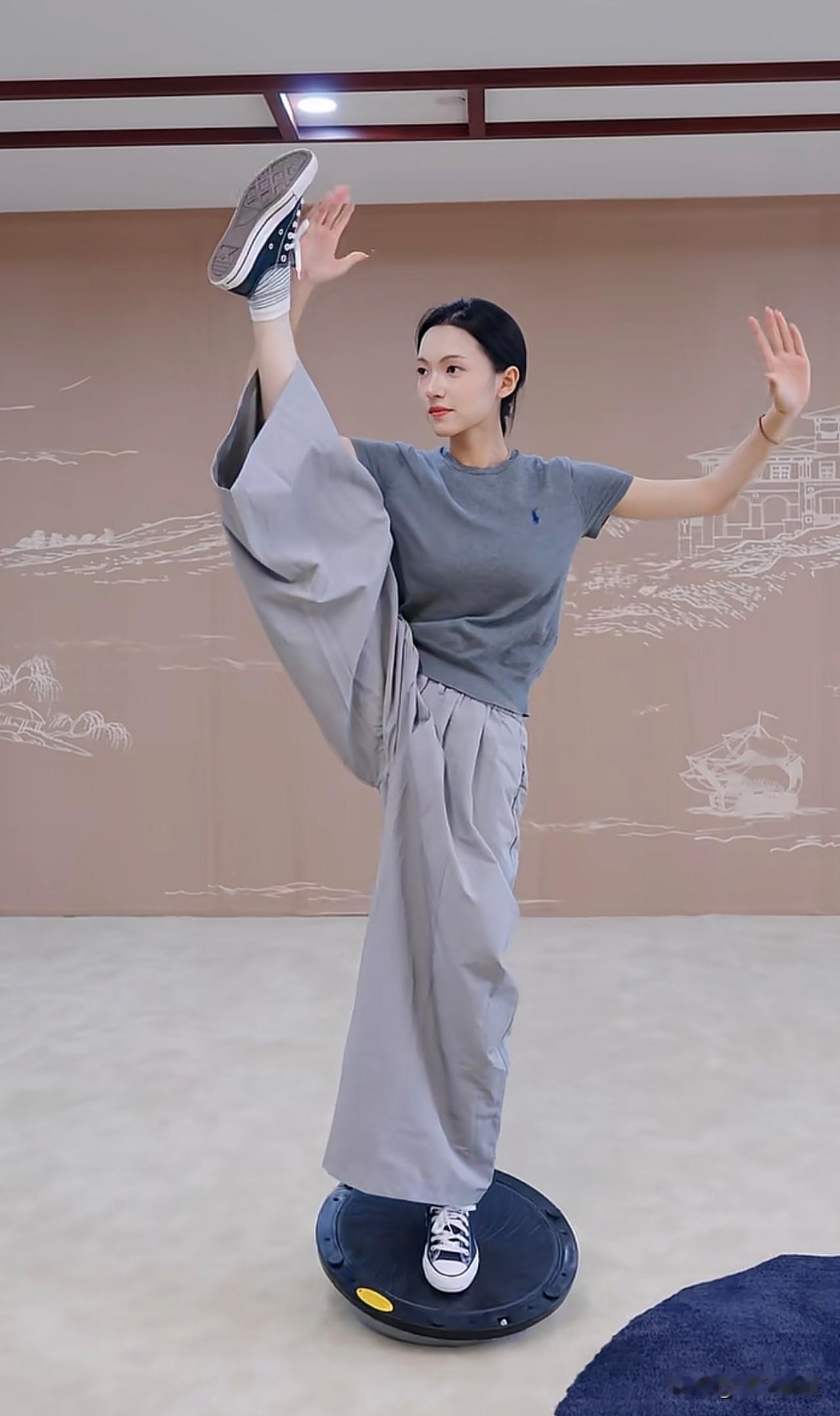 口业是所有灾祸的根源：千万不要大意
它是通过言语所造的业：
妄言，就是说谎、欺骗