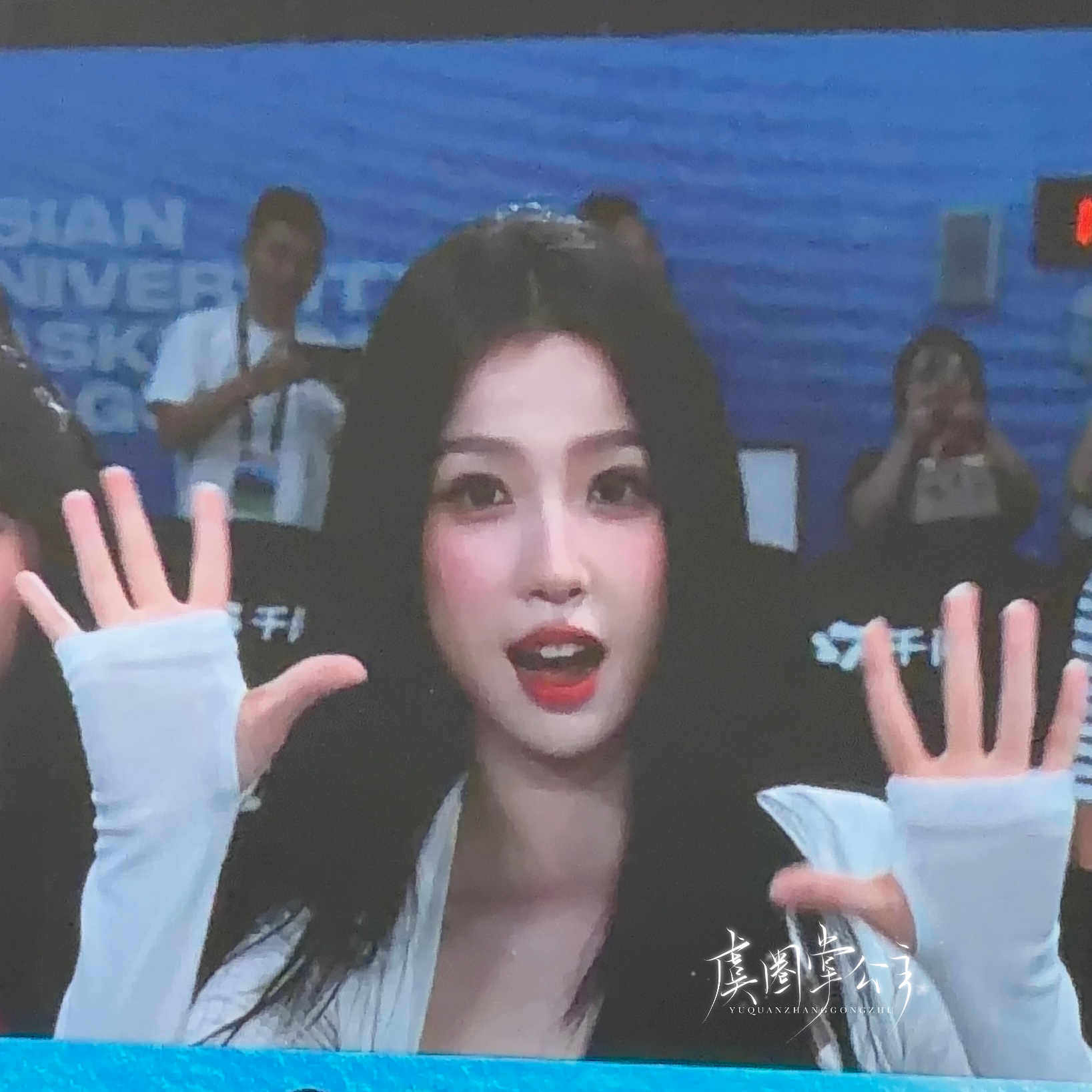 虞书欣黑长直短裙她就一只ᐡɞ̴̶̷ ⚇ ɞ̴̶̷ᐡ 