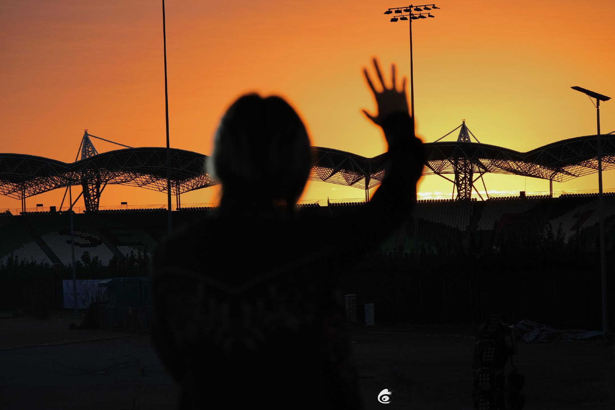 蔡徐坤🦁❤️🐱 蔡徐坤新专辑kun 昨天DEADMAN周边终于完全齐了虽然没