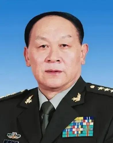  原国防部长、国务委员兼军委委员梁光烈将军于2024年11月12日病逝，家乡人民
