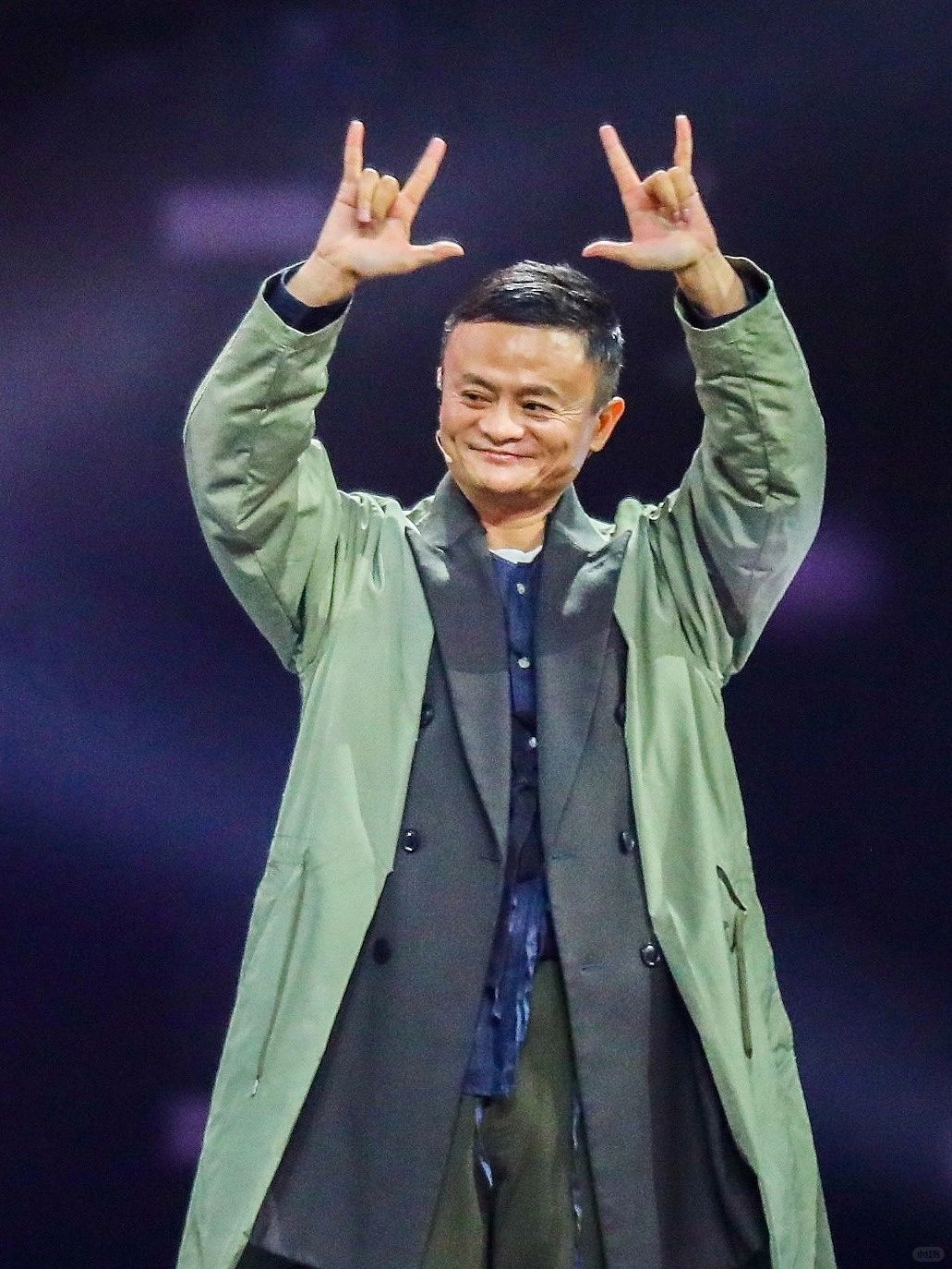 马云，取代软银成为阿里最大股东