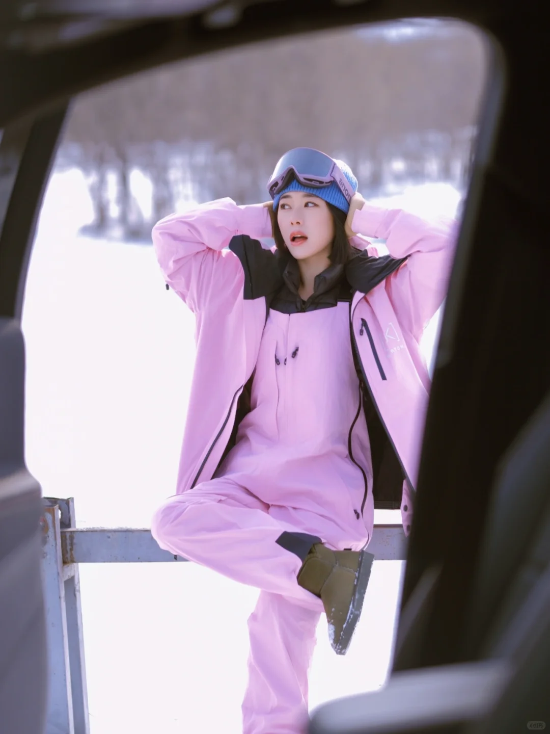 建议姐妹们：重新了解一下滑雪服