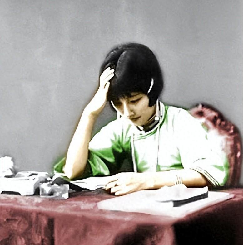 翁瑞午妻子去世之后，他的女儿情急之下冲进陆小曼家，翁瑞午坦言与其母有真挚感情！