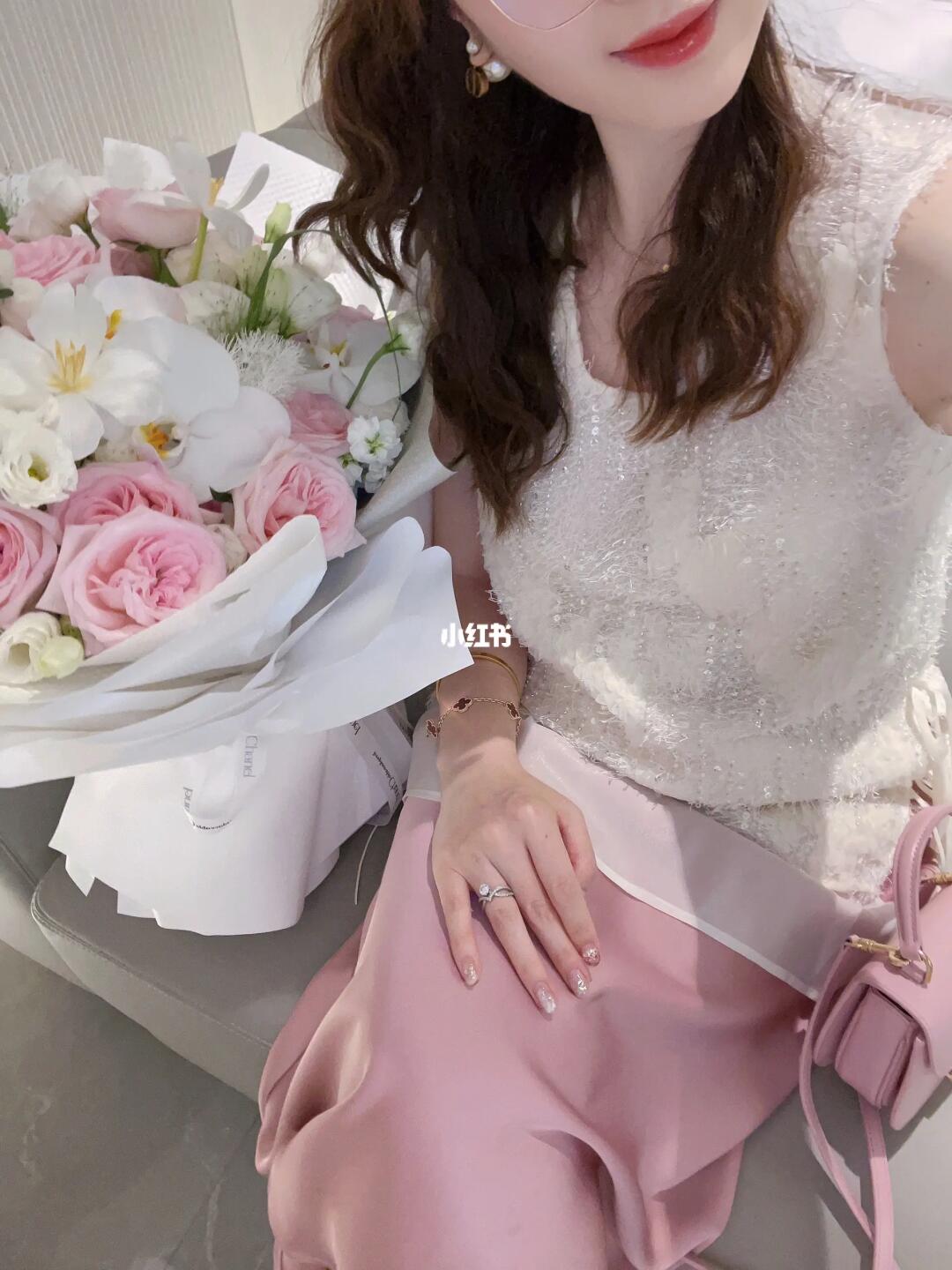 甜甜的夏至永远是我们的纪念日🍃🌹结婚真好