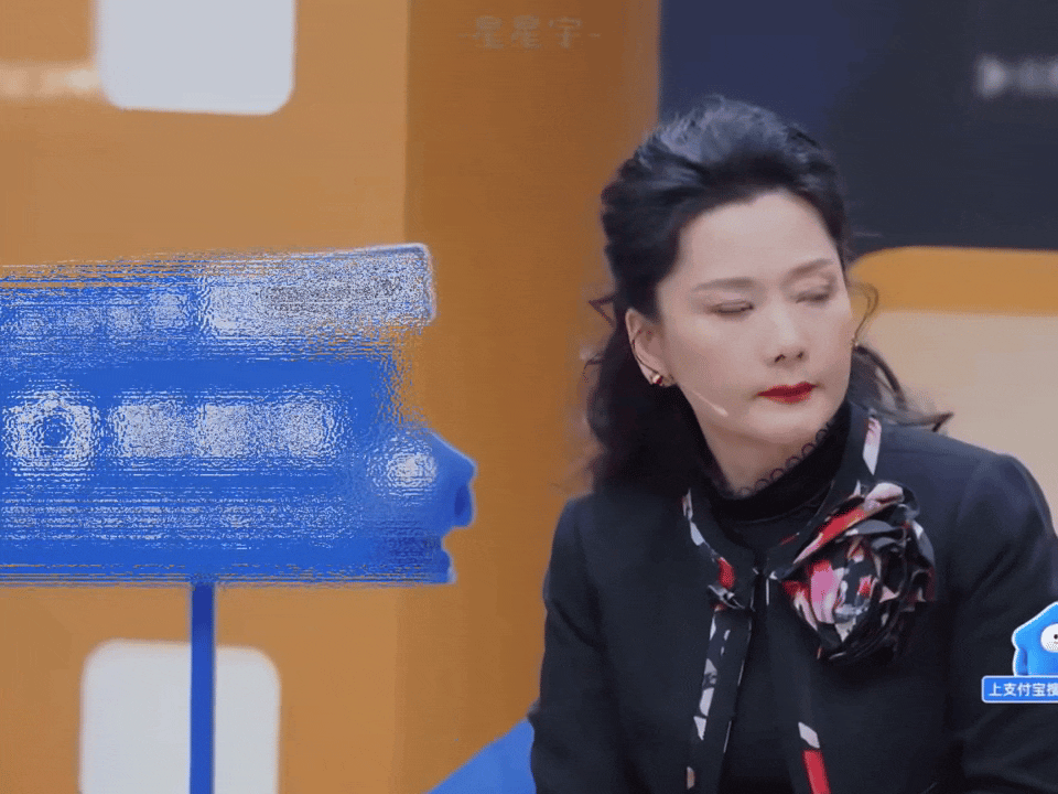 吴镇宇镇住了宇宙却没镇住何赛飞这场争论根本无解。刚毕业的演员，哪有挑戏的资格？可