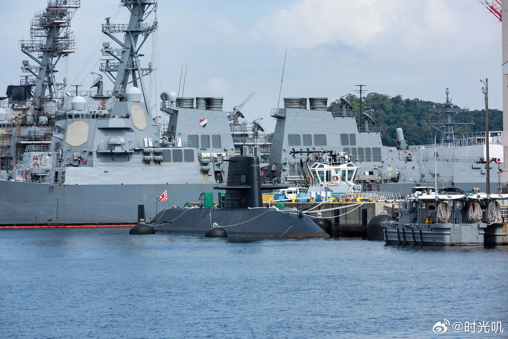 日本彻底撕下伪装日本“鸟海”号驱逐舰正式具备战斧导弹发射能力，400枚进攻性导弹