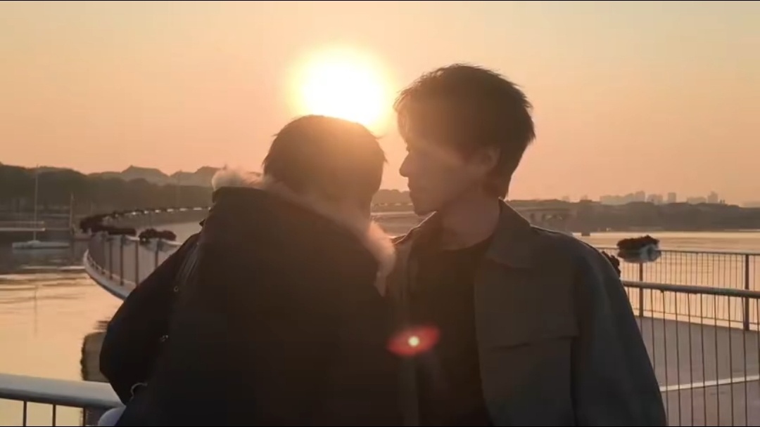 法宣阁又想亲了 