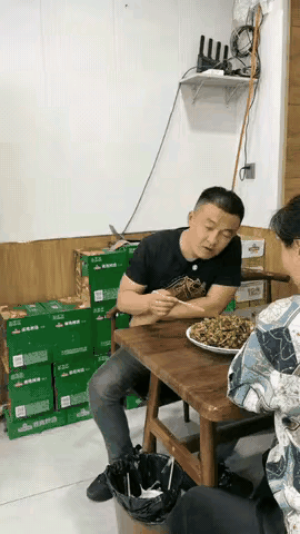 这饭店生意肯定旺👍