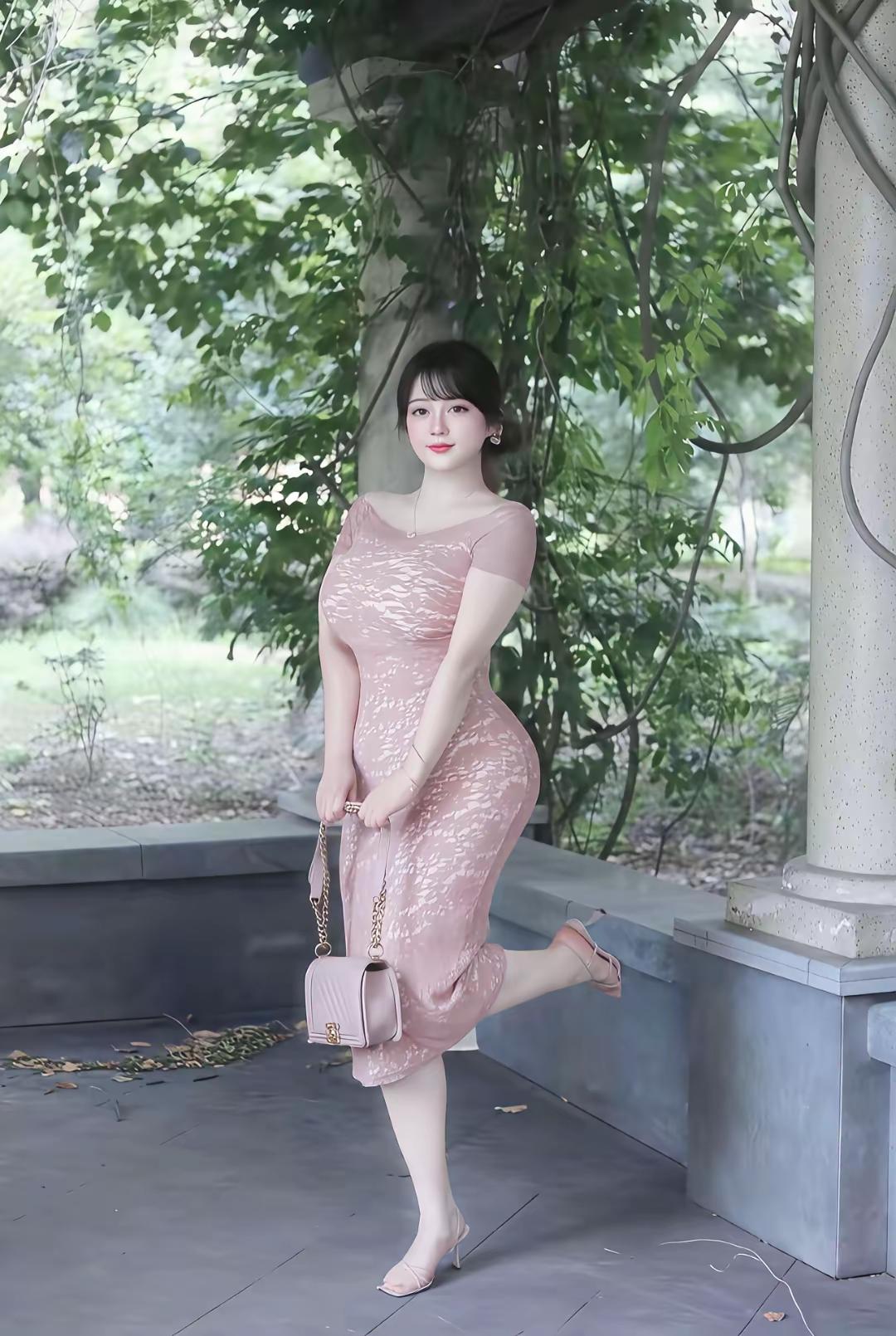 不困于旁人的节奏，不慌于暂时的缓慢
 
人这一生，最大的内耗，从来不是能力不足，