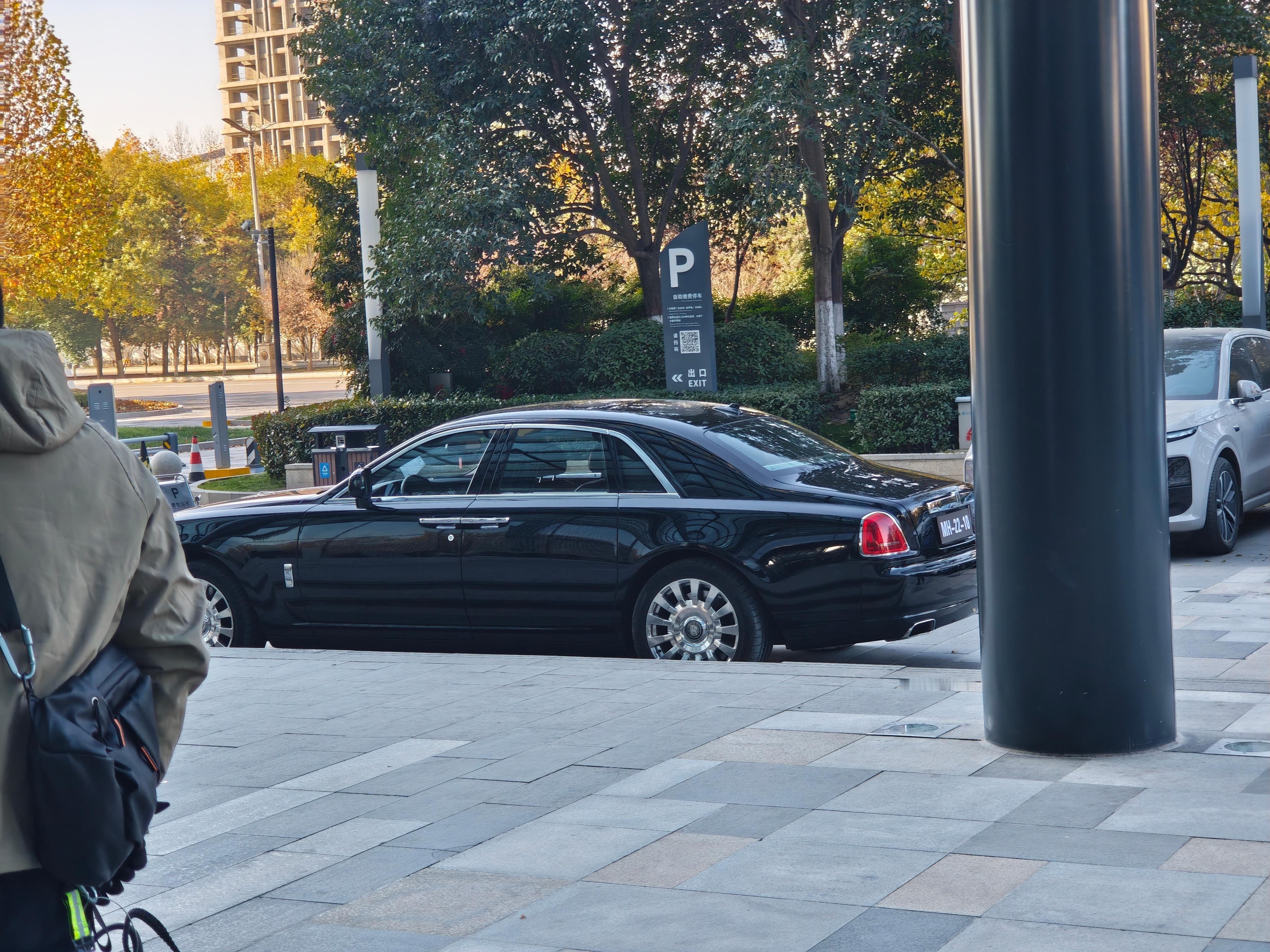 陆港金融小镇干脆改名吧短剧拍摄基地 