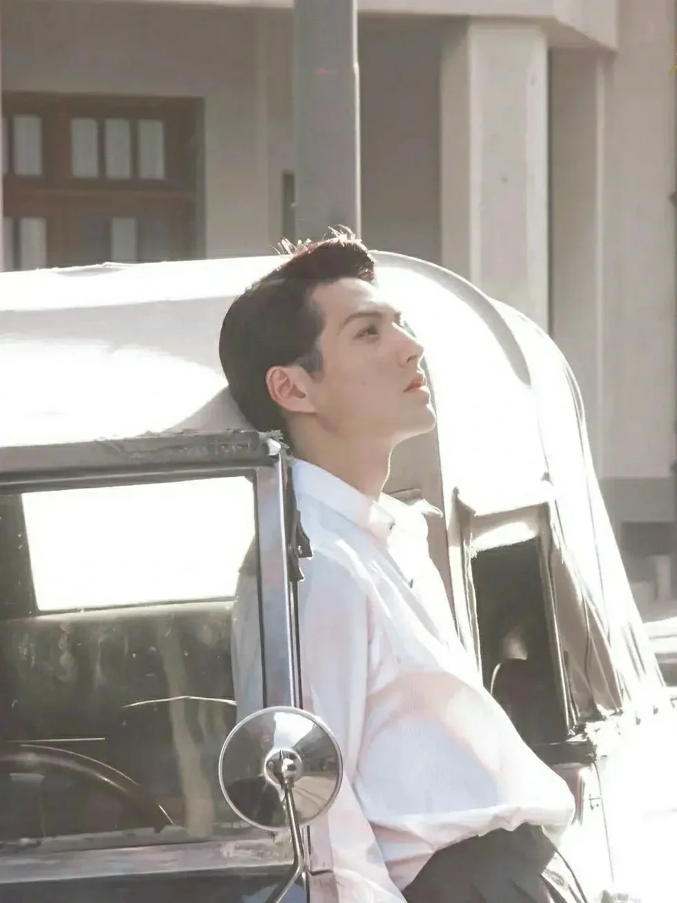 宝藏作者｜纵虎嗅花