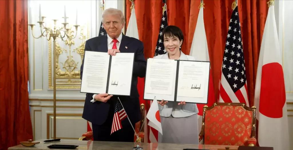 *很多人以为，对付日本最狠的手段是“东风洗地”。错！真相是，北京根本没动一兵一卒