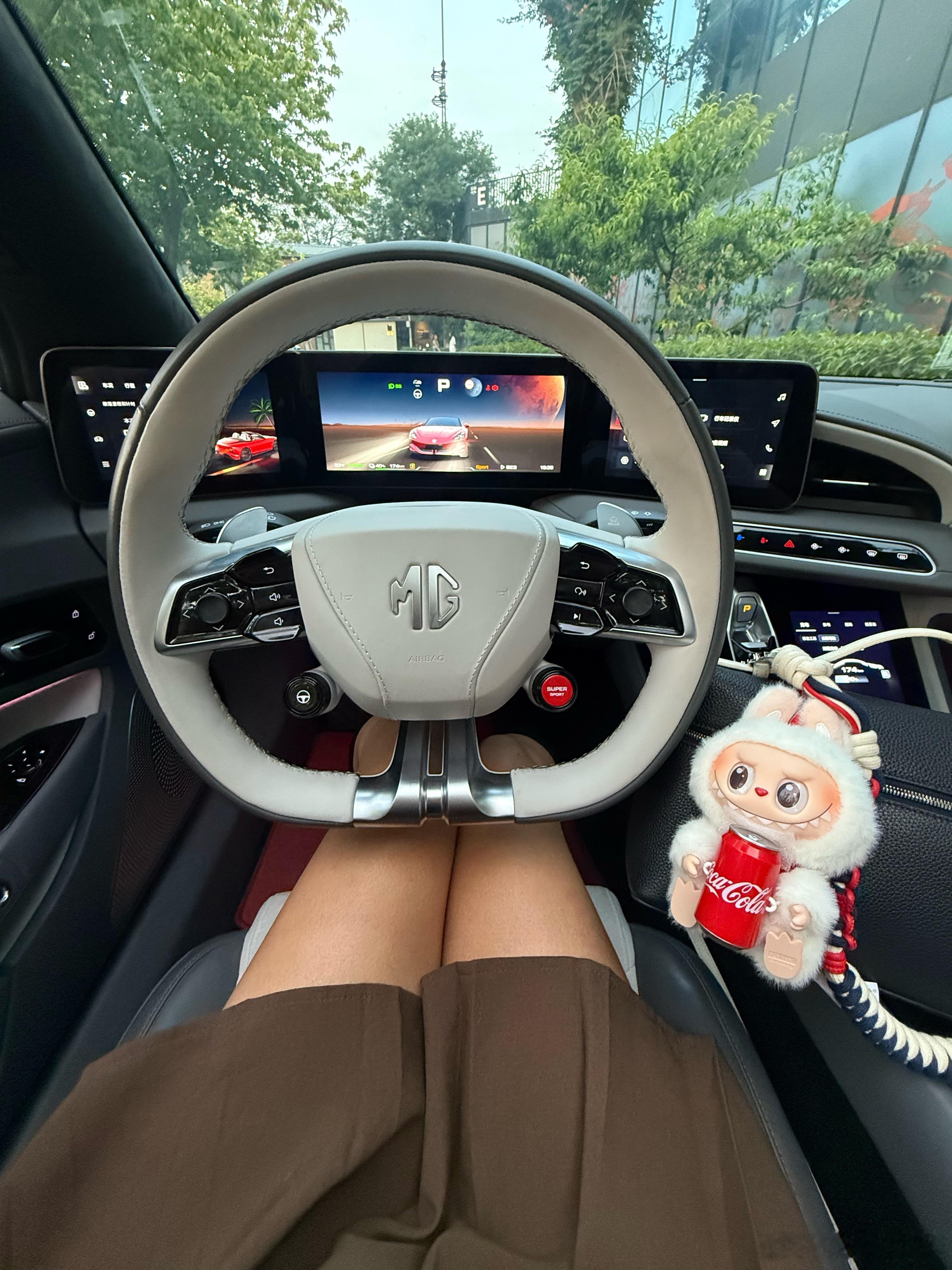 早哦～今儿带着我的Labubu开敞篷[doge]我的日常plog labubu 