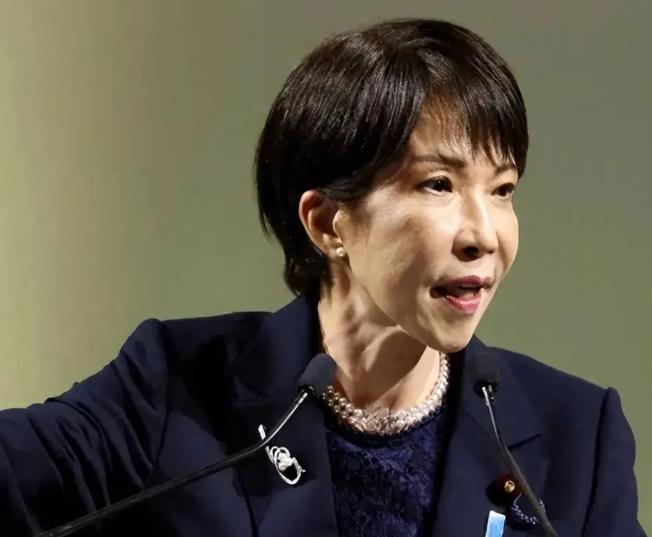 从百姓生活看懂中日变局，日本民众为何主动替政府道歉？

很多人最近都刷到过一个很