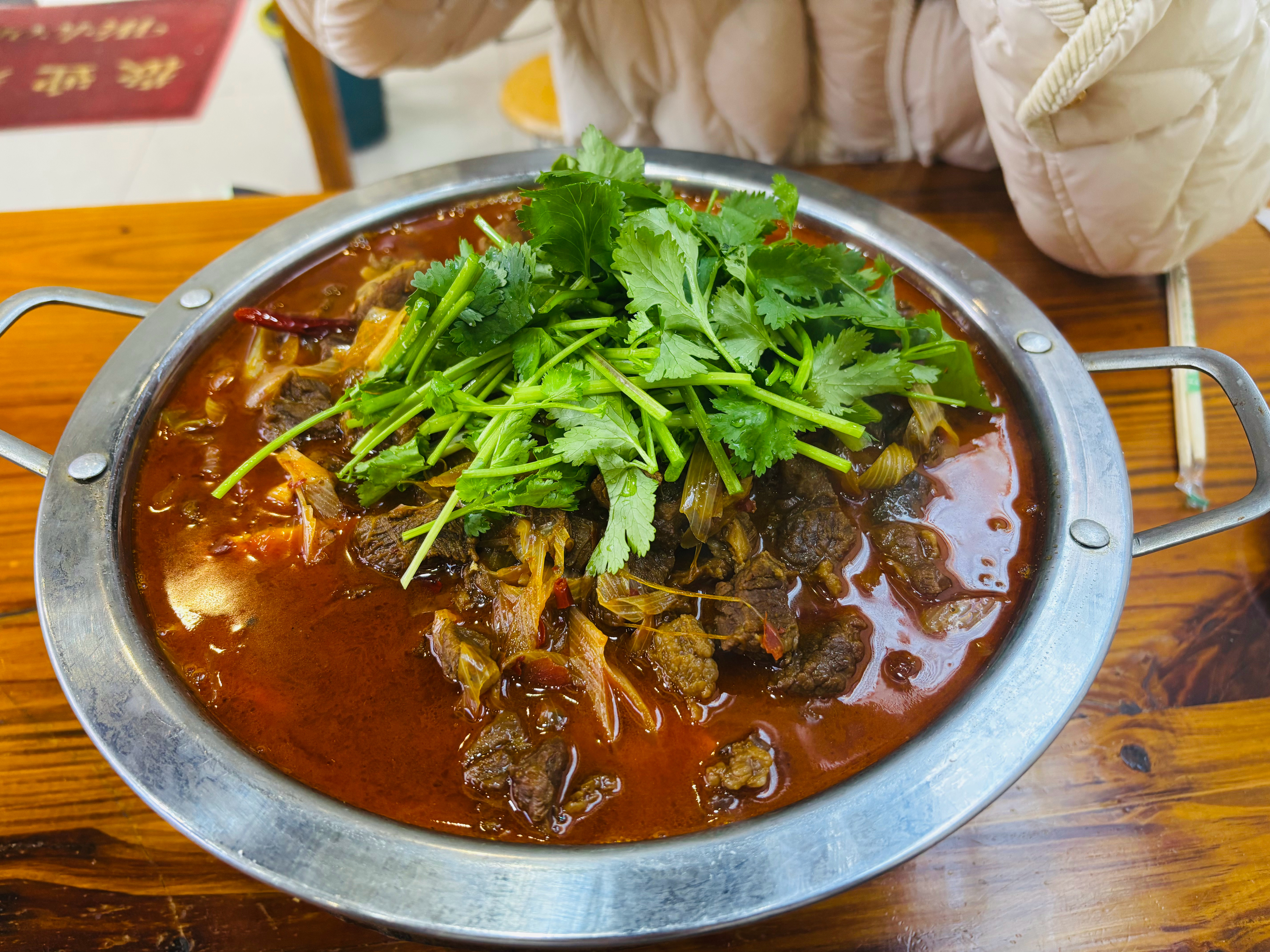 中午吃个我们淮南寿县的牛肉锅子～ 