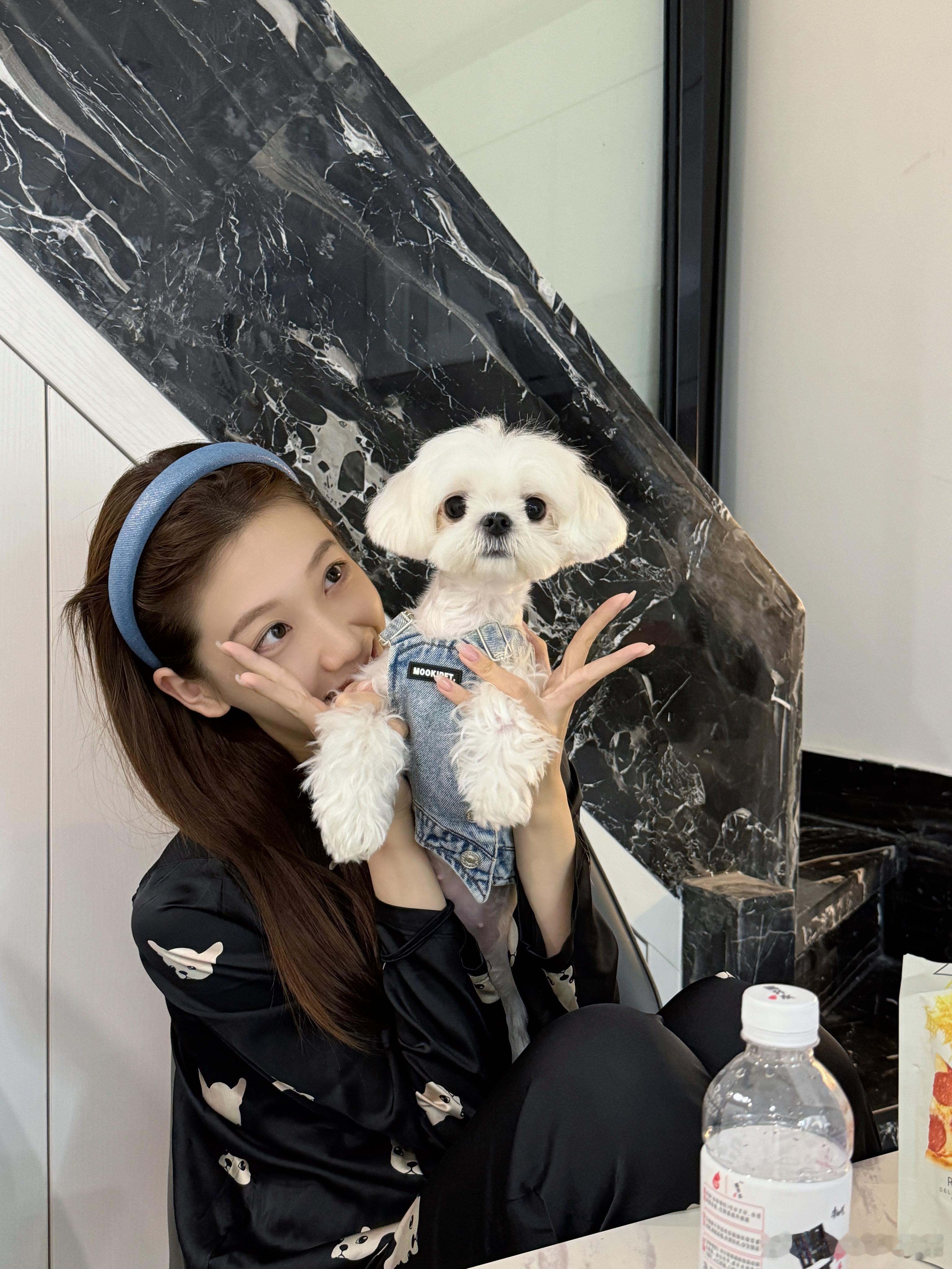 明天还要上班[海王]到底是谁想出来调休这东西的 ​​​