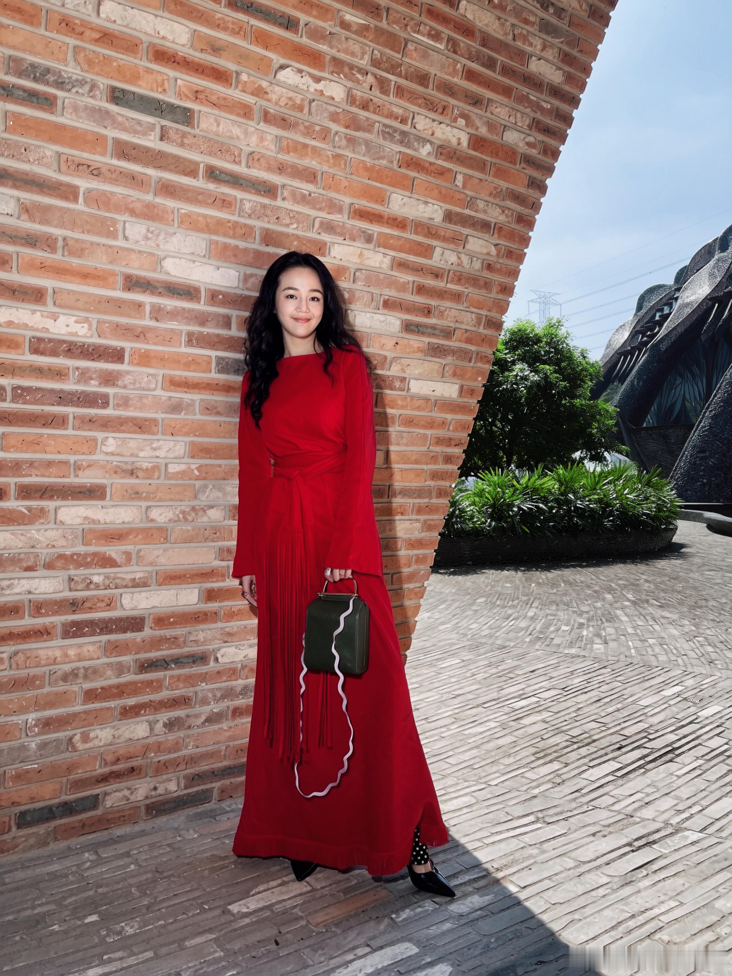 来深圳参加zhuchongyun26秋冬大秀，第一次来到玛斯菲尔大厦就像一座东方