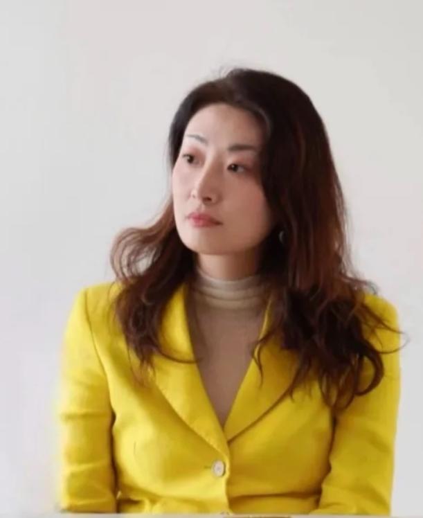宗馥莉终究没撬动父亲生前摆好的棋局！18亿美元，折合人民币超过120亿，被锁在香
