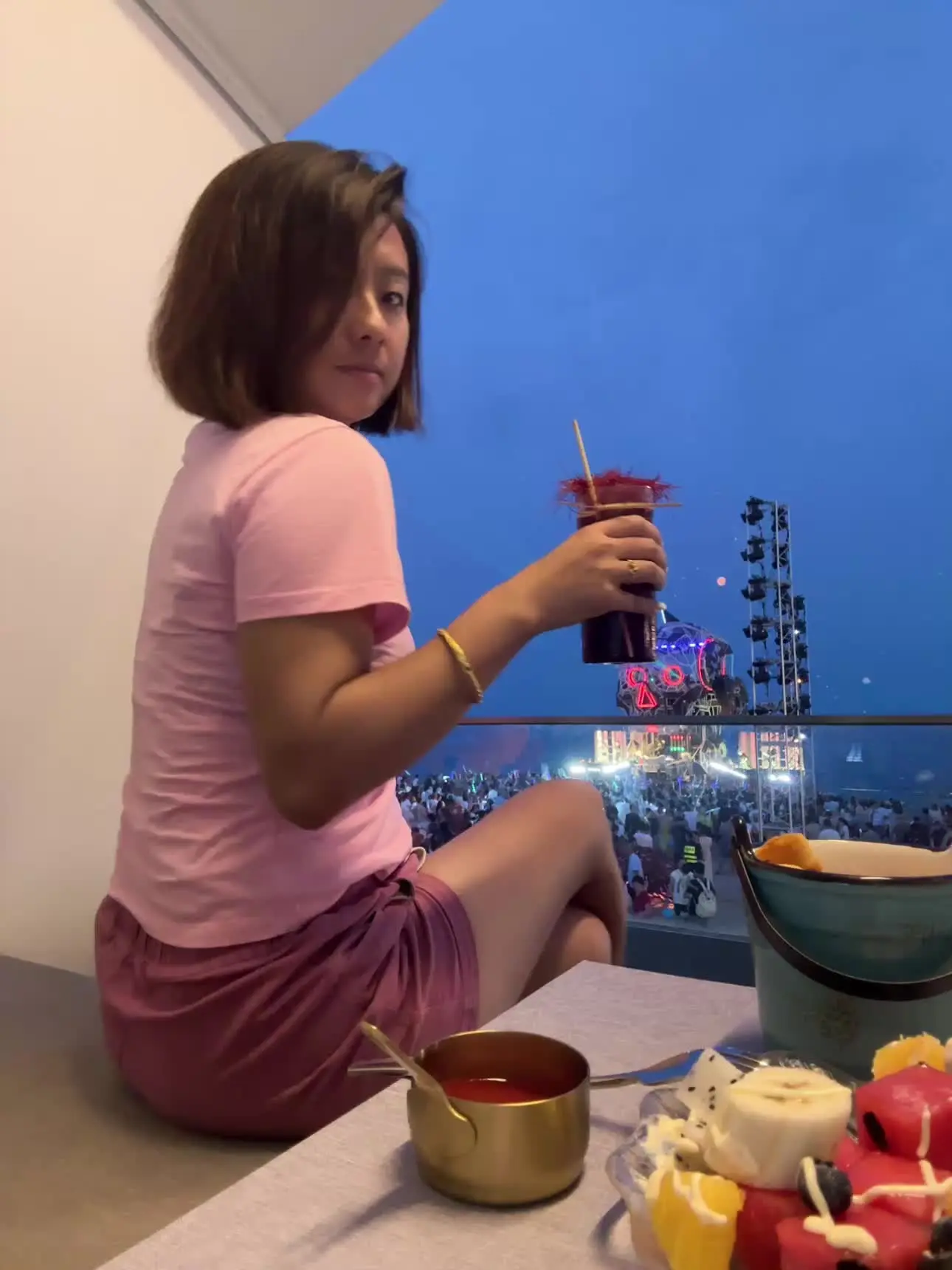氛围感拉满，就是要尽情玩耍，享受当下！