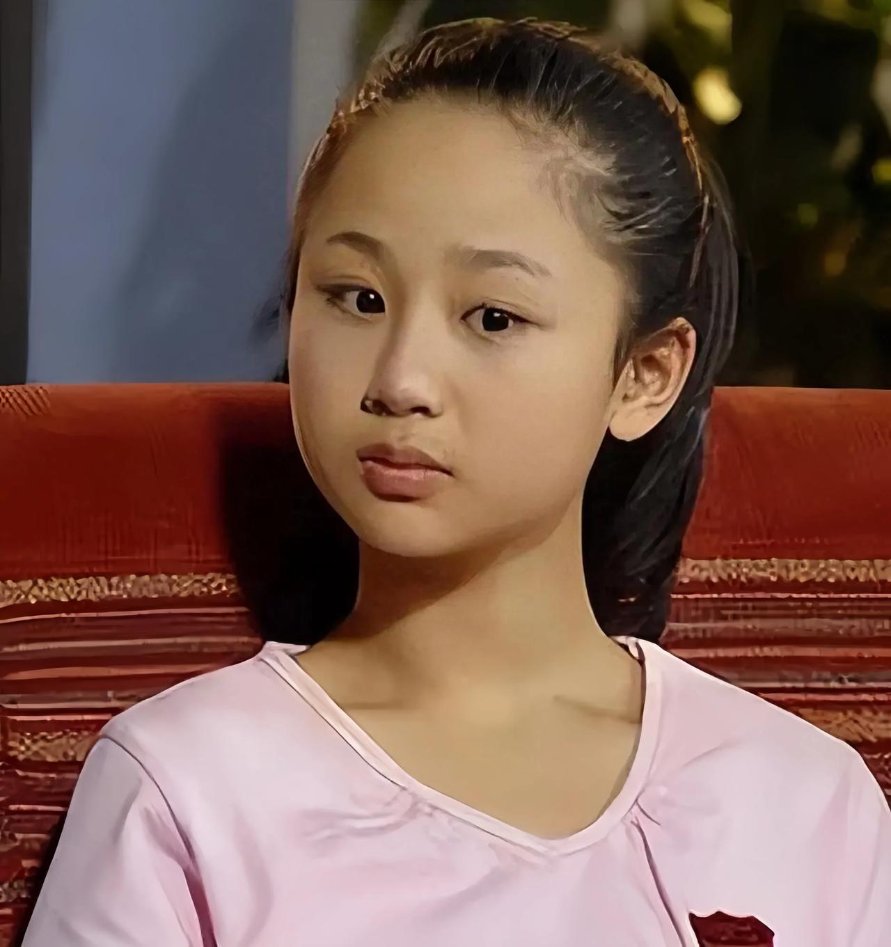 二十年前的经典家庭剧《家有儿女》你还记得吗？当年那些可爱的小演员们如今已经长大成