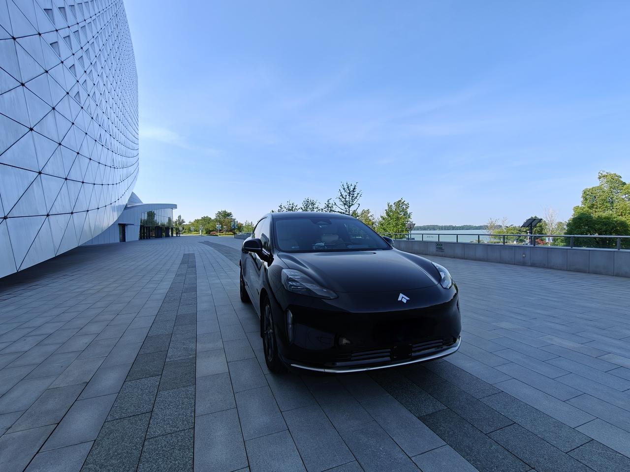 2025款昊铂重磅升级，性价比爆表，作为23年老车主，看的真是羡慕。
🚗智能再