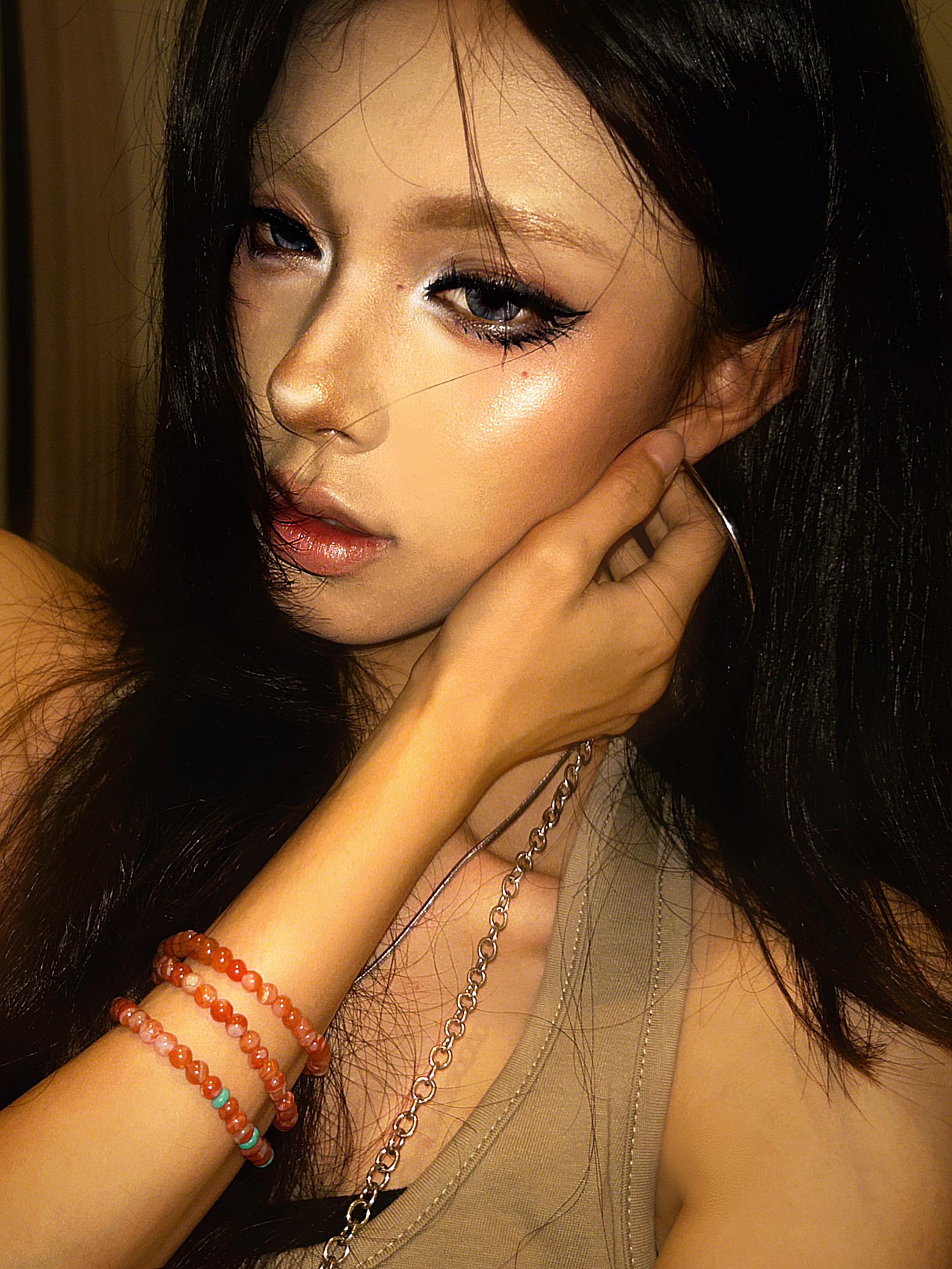 轻亚裔妆 轻欧美 le