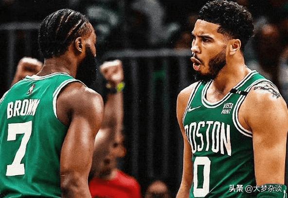 塔图姆跟腱断了才298天就火线复出，关键复出第一场连时间限制都没有，真医学奇迹？