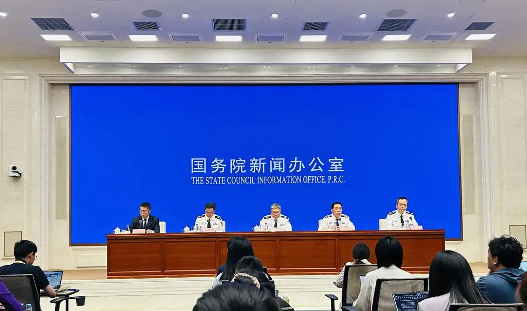 #中国发起筹建国际打击电信网络诈骗联盟# 【公安部：今年将成立国际打击电信网络诈
