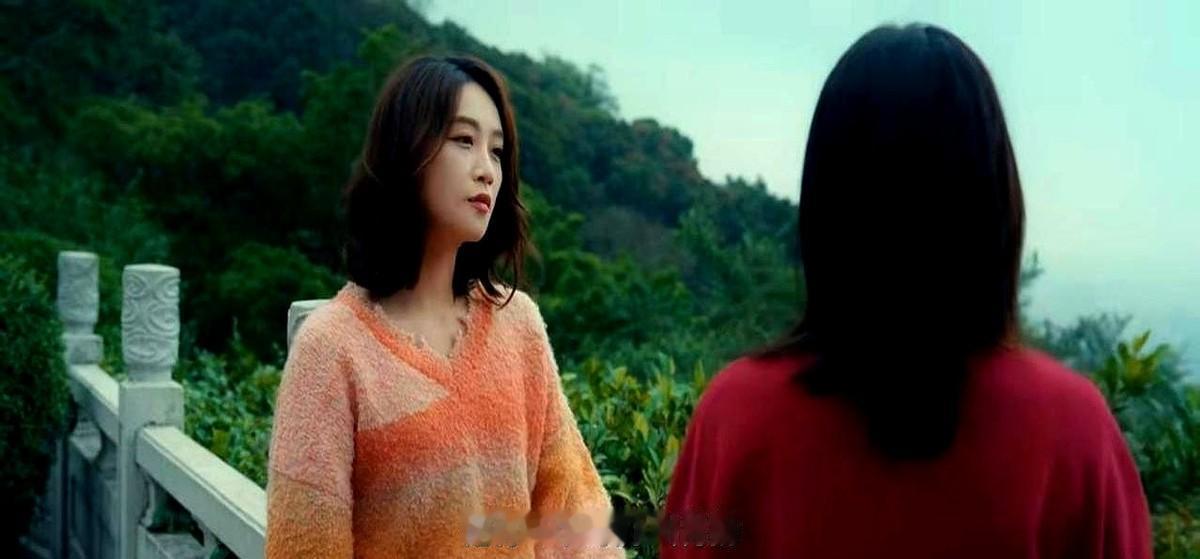 看了《夜色暗涌时》，我才明白，真正的恶魔，根本不是李东明那种莽夫。
真正让人不寒