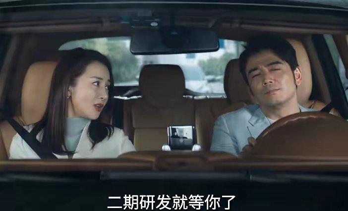 实在受不了杨烁每次的这表情，油腻的不行，不管是综艺，电视剧，拍照，都是这幅表情！