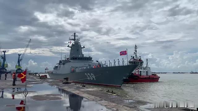 俄罗斯太平洋舰队新闻处消息，第二次俄罗斯-印尼海军演习将在日本海举行。
7月25