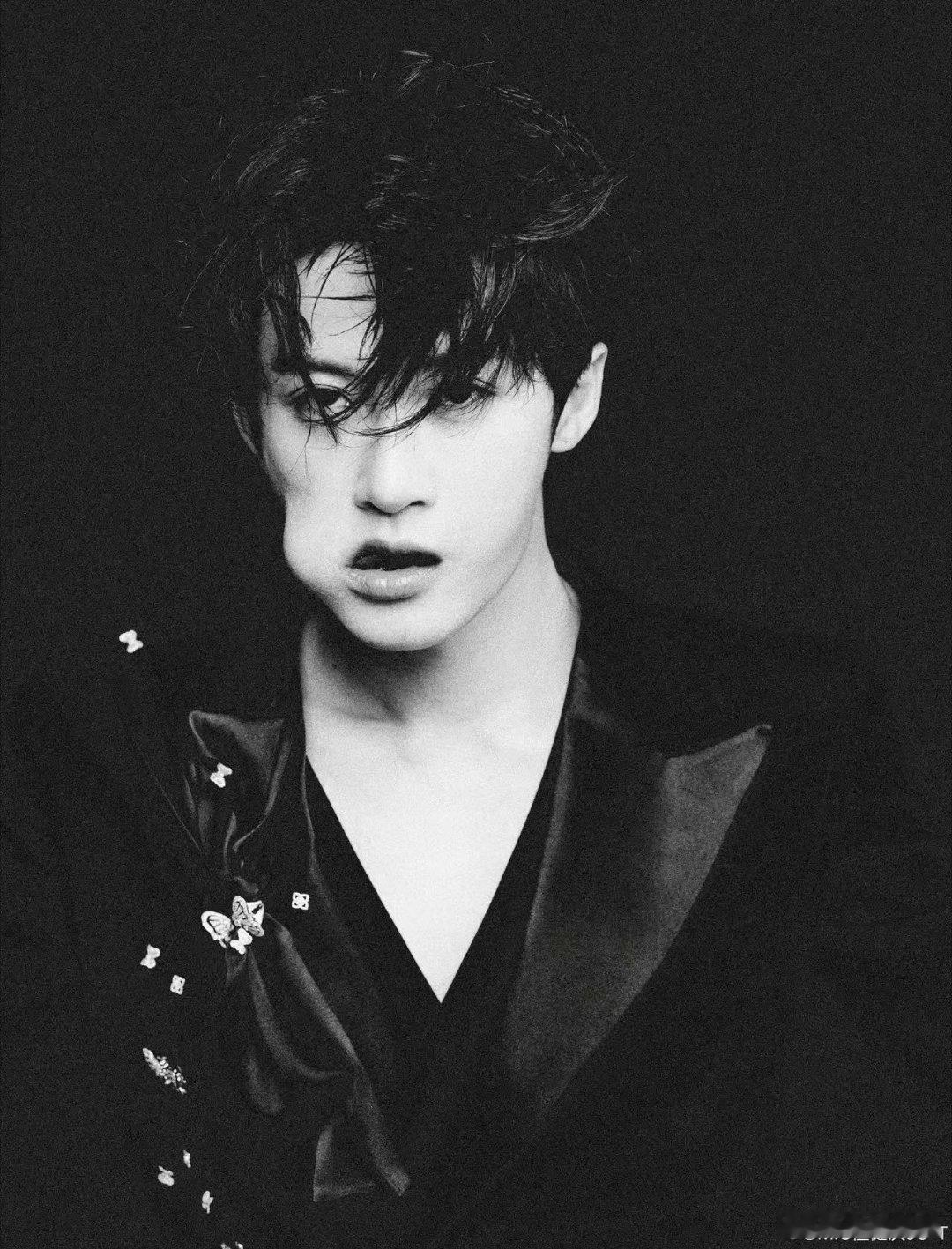 檀健次顶腮檀健次赴星光之约檀健次金鱼大片，顶腮这一下，