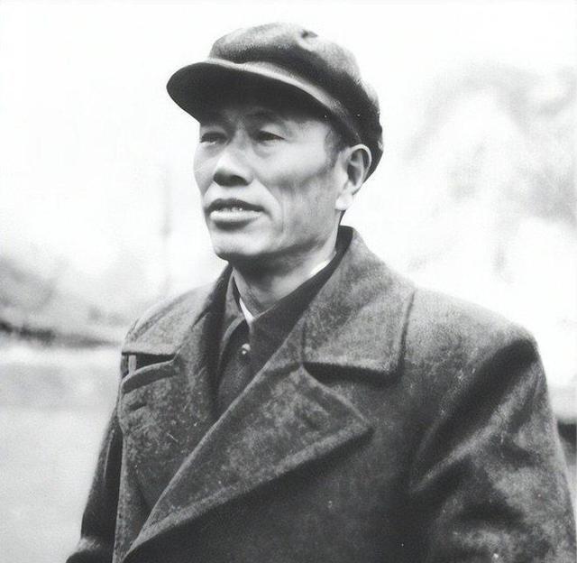 1959年，有人问，彭德怀脾气大，志愿军中许多高级将领，包括副司令洪学智、韩先楚