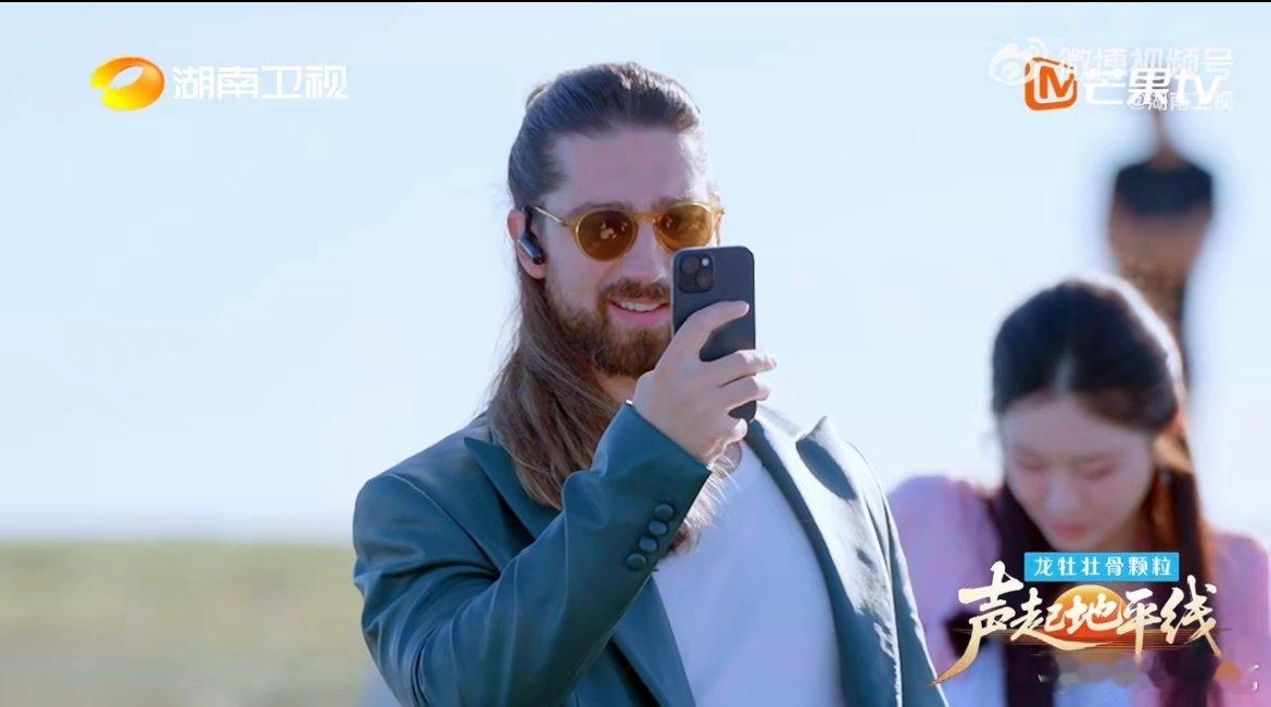 这就是周杰伦歌里的粉色海洋吗大自然的调色盘太会了，科贝图兹湖的粉色浪漫，被王子、